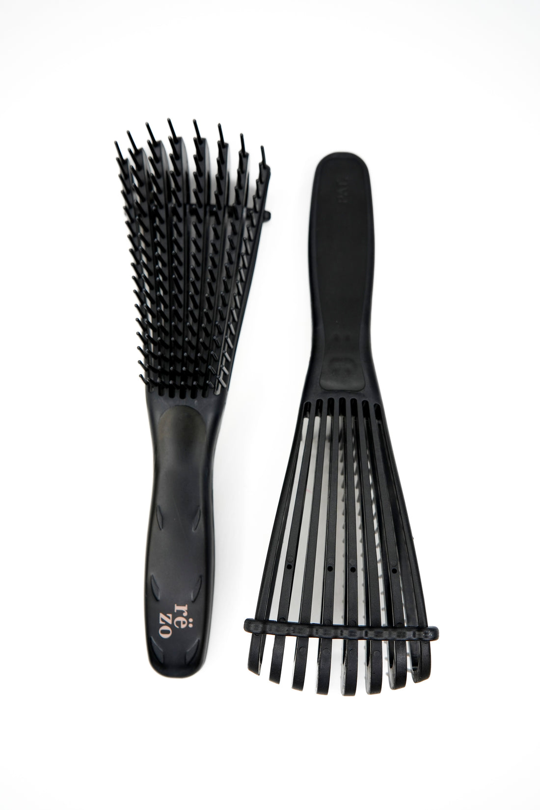 Rezo Black Wide Flow-Thru Styling Detangler Brush